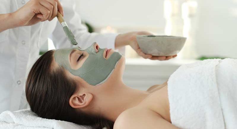 7 Signs Your Body Is Telling You It’s Time for a Wellness Retreat